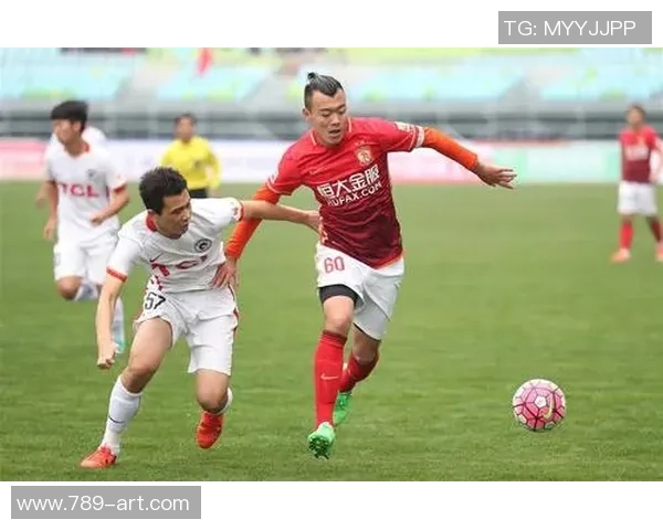 恒大与富力2017年下半场精彩对决回顾与分析